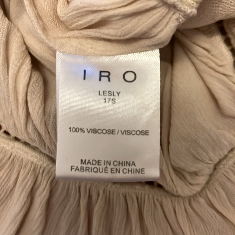 Beautiful top. - Picture 5 of 5
